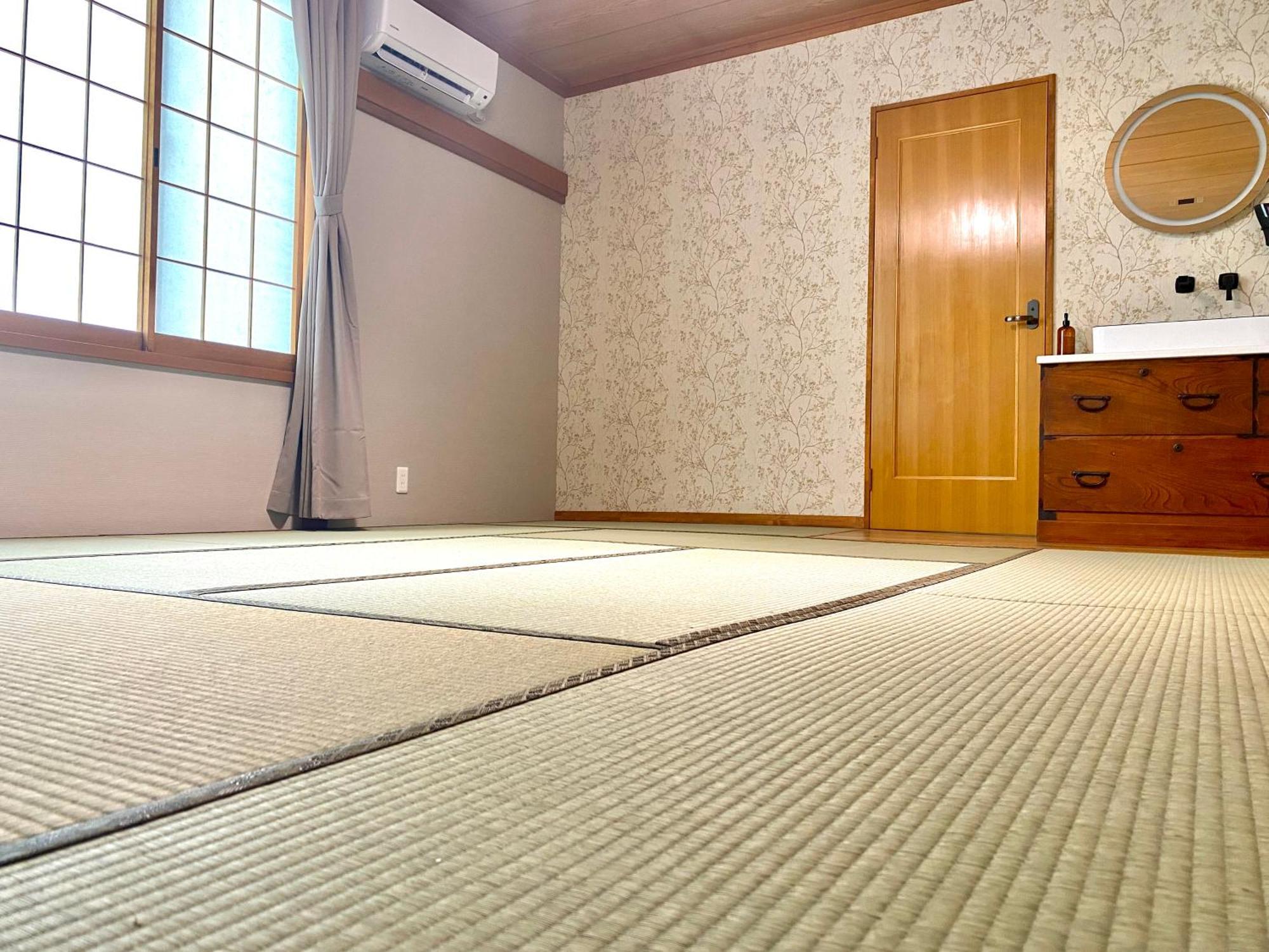 Togari Inn Suites Iiyama Esterno foto